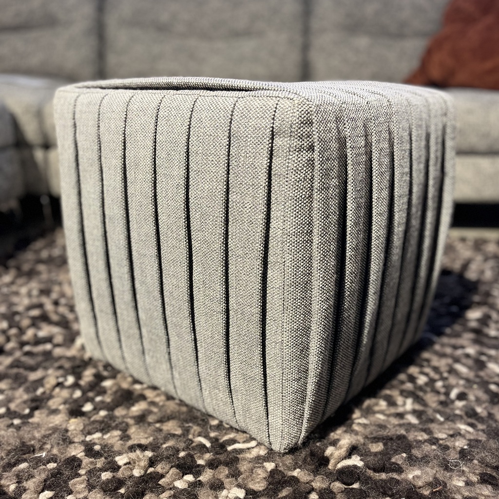 Pouf CARRARA PLISSE'